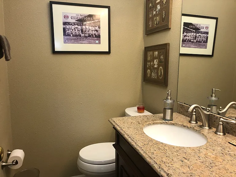 Primary 1/2 Bath