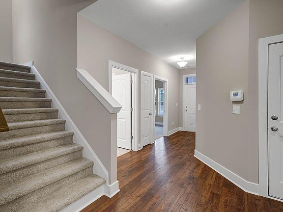 444 Shaftesbury Place-04 Compressed