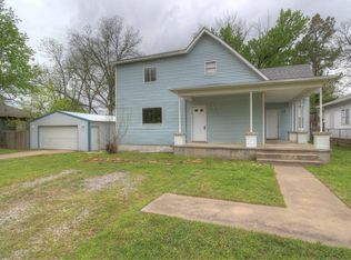 922 S Oklahoma St, Sapulpa, OK 74066