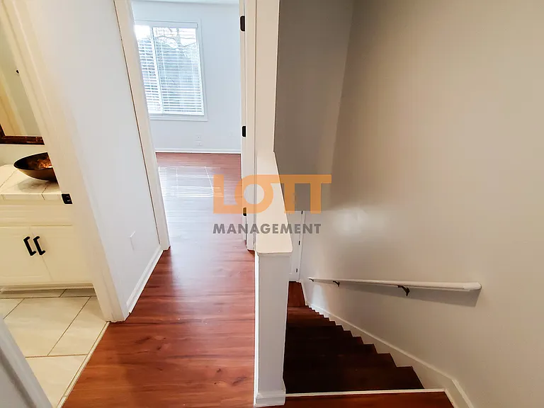 32 Huntsfield Dr #A — Photo 12