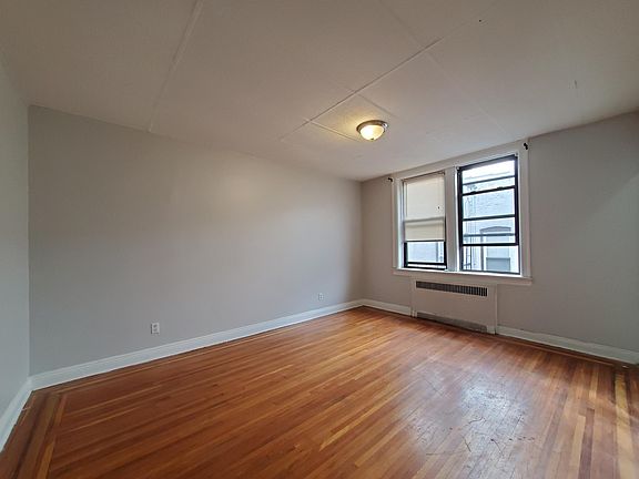 5th image of 92 Highland Ave #33B