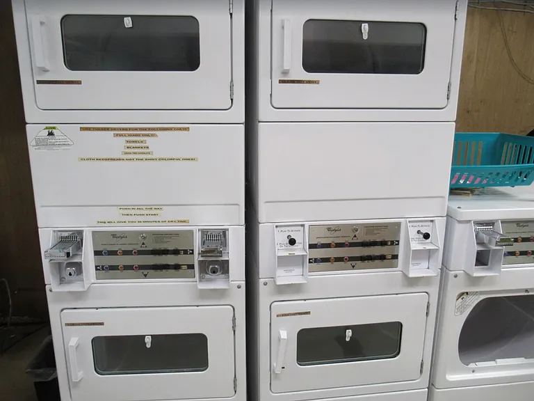 72 E Grand Ave #100 — Photo 37