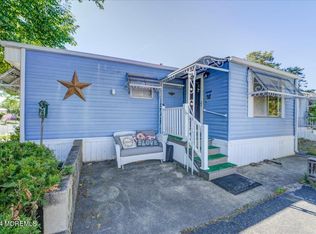 141 Woodchuck Pkwy, Manchester Township, NJ 08759