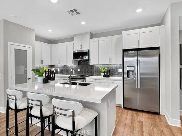 500 Park Dr Unit 145, Carson, CA 90745