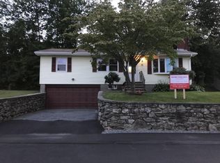 15 Regis Dr, Auburn, MA 01501