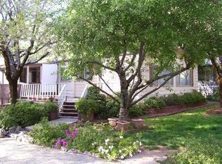 20682 Mammoth Dr, Lakehead, CA 96051