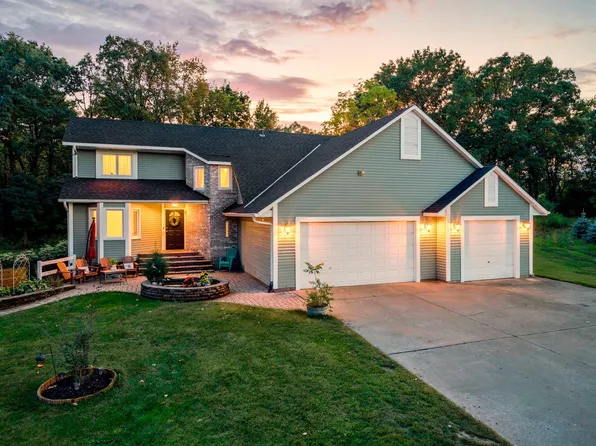 952 154th Ln NW, Andover, MN 55304