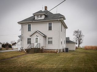 9510 New Liberty Rd, Maysville, IA 52773