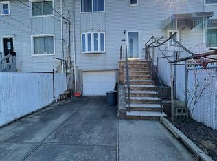 998 Olympia Blvd, Staten Island, NY 10306