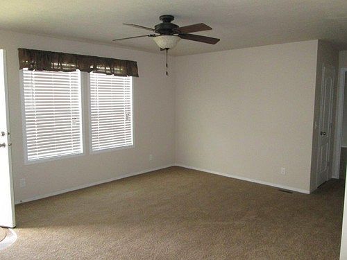 3rd image of 4882 Brittany Ct