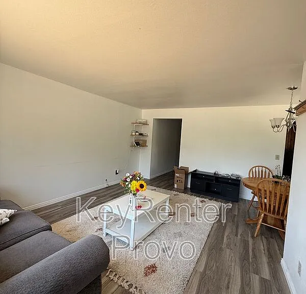 149 N 1100 W — Photo 7