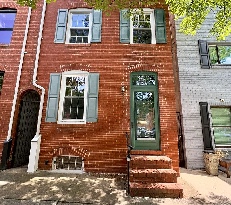 331 S Ann St
