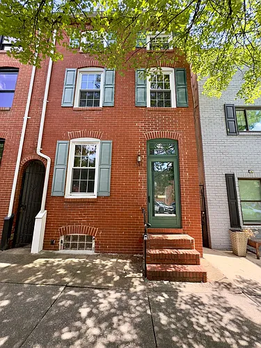 331 S Ann St Photo 1
