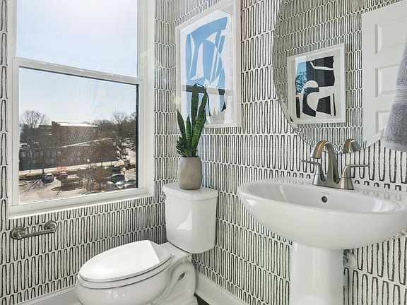 7th image of this home