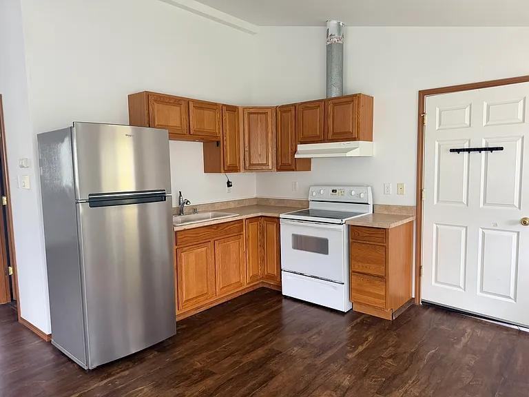 1607 141st Street Ct S #B — Photo 6