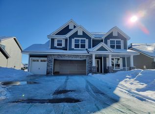 6368 Apple Ct, Inver Grove Heights, MN 55077