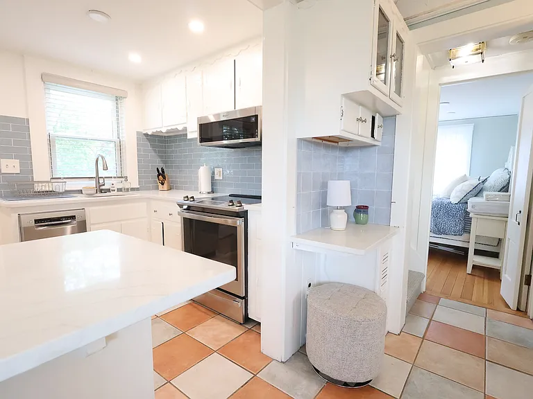 4 Blake Ct — Photo 11