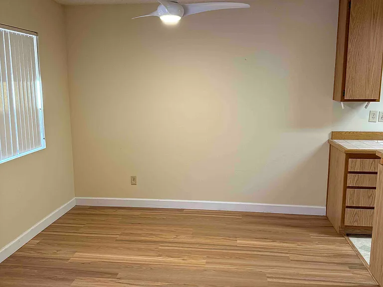 7547 W Manchester Ave #306 — Photo 11