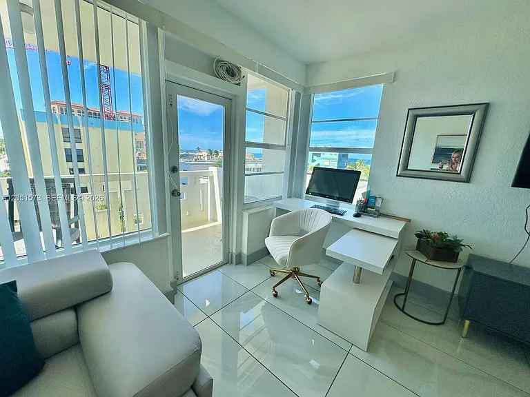 3111 N Ocean Dr #401 — Photo 16