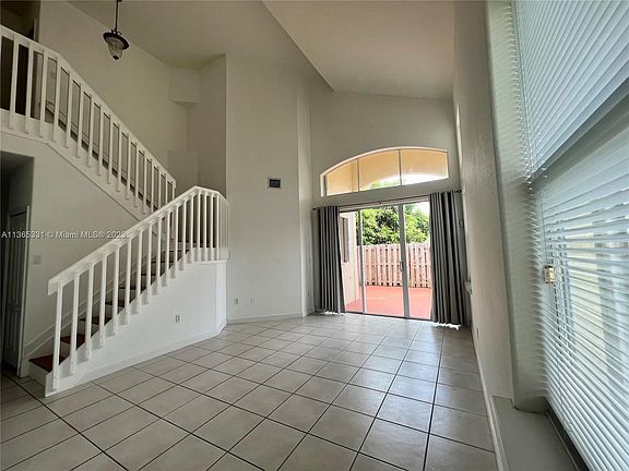 3rd image of 11316 NW 54th Ter