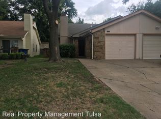 11119 E 17th Pl, Tulsa, OK 74128