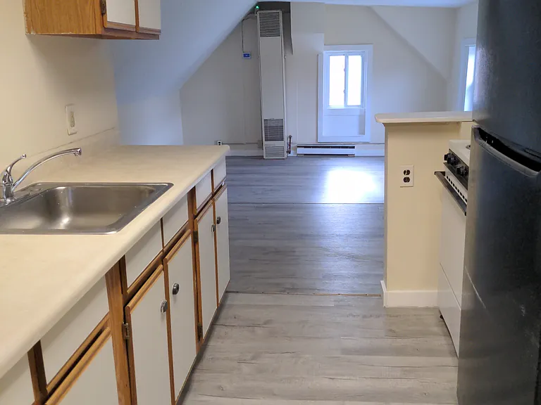 18 Walnut St #2 — Photo 23