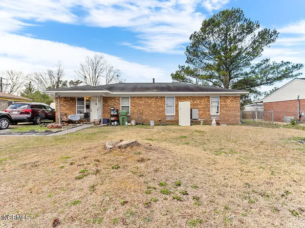 1105 N 30th Street, Wilmington, NC 28405