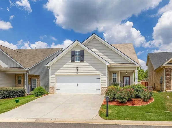 89 Castlemoor Loop, Adairsville, GA 30103