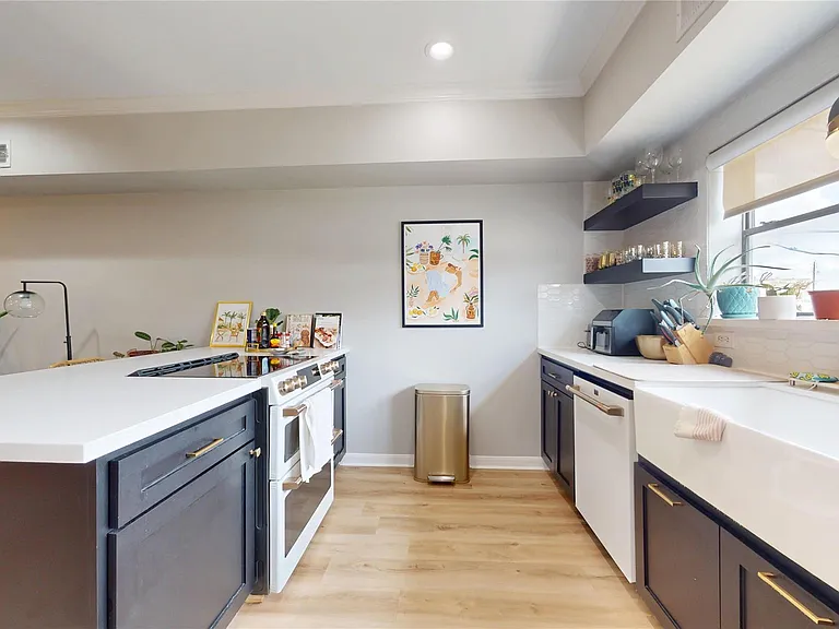 17 Waugh Dr #201 — Photo 18