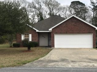 826 Isabella St, Sulphur, LA 70663