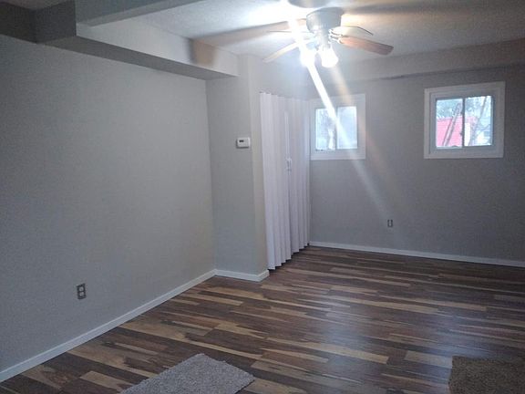 3rd image of 837 N State St