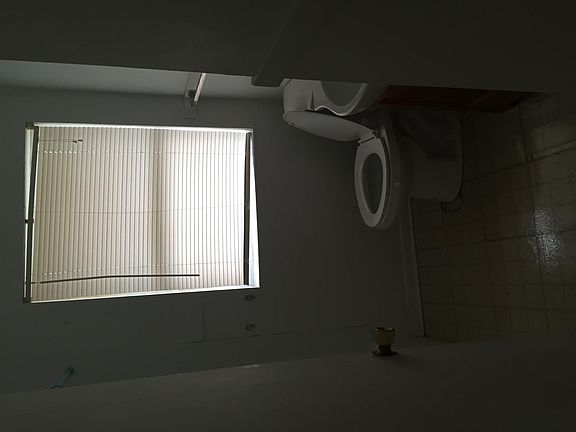 2nd image of 654 Pickus Ct