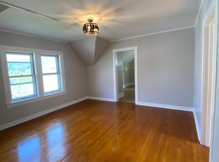 3010 Devonshire St #2, Duluth, MN 55806