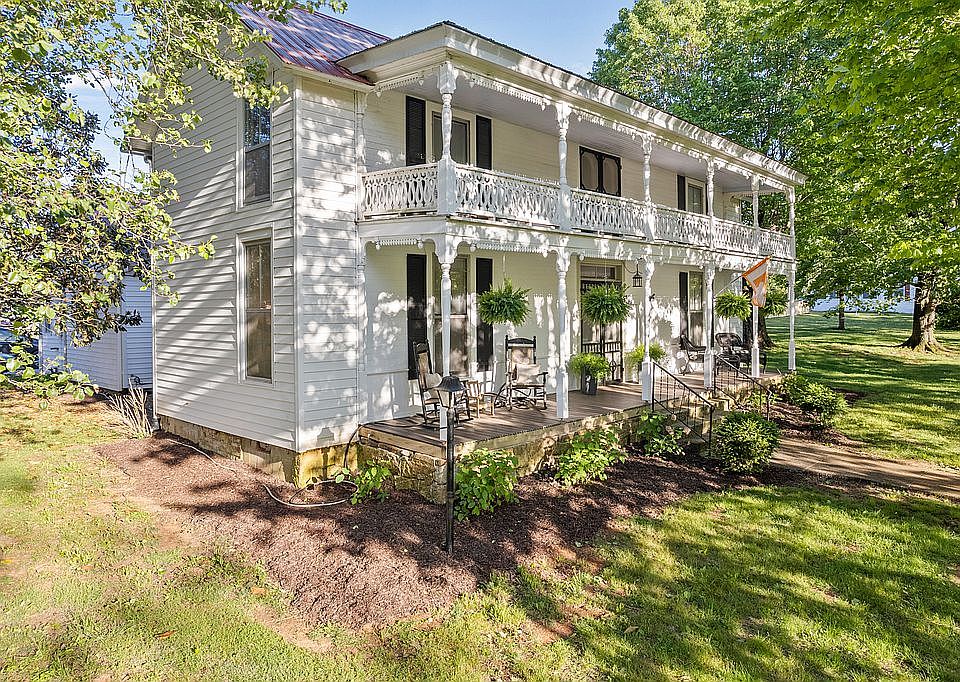 709 Main St, Huntland, TN 37345 Zillow