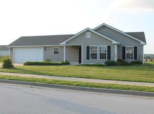 1460 Colonel Salomon Dr, Prairie Grove, AR 72753