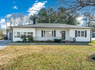 322 Rainbow Lake Rd, Boiling Springs, SC 29316