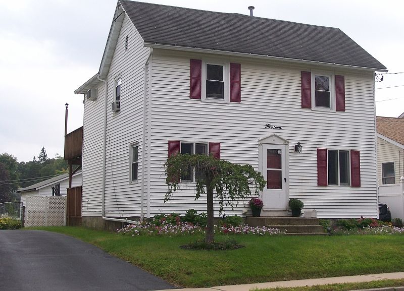 1st image of 14 Lawnwood Ave