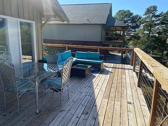 2nd image of 244 Chappel Hill Rd