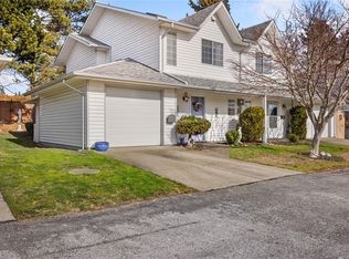 2200 Manor Dr #11, Comox, BC V9M1C7