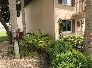 185 Penny Ln APT 5, Naples, FL 34112