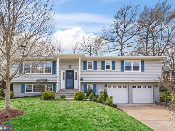 3110 Battersea Ln, Alexandria, VA 22309