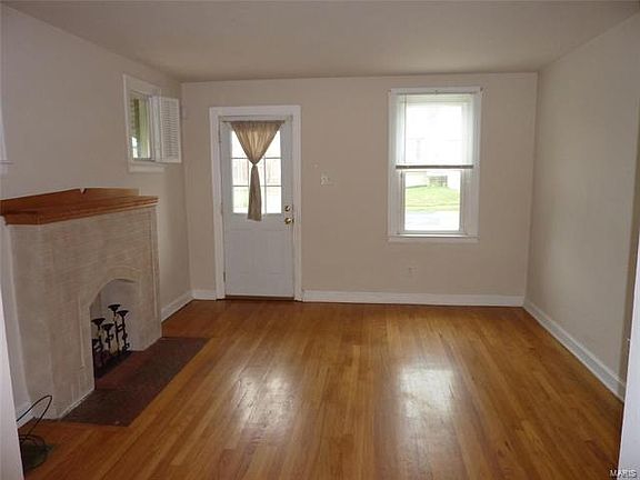 2nd image of 8616 Ivy Ave