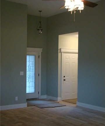3rd image of 23 Franklin St