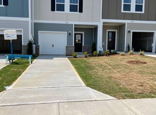 254 Brook Farm Ln, Fuquay Varina, NC 27526