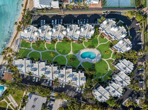 601 W Ocean Dr APT 410, Key Colony Beach, FL 33051