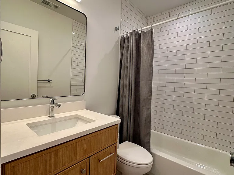 2950 N Sheffield Ave #3F — Photo 10