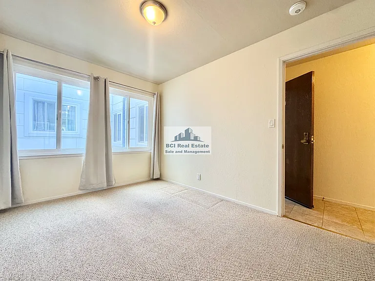 1345 Chestnut St #4 — Photo 10