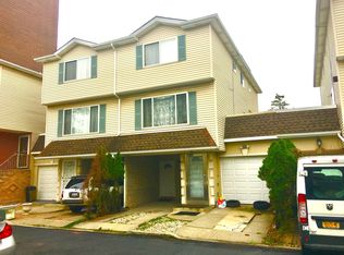 54 Courtney Loop #DUPLEX, Staten Island, NY 10305