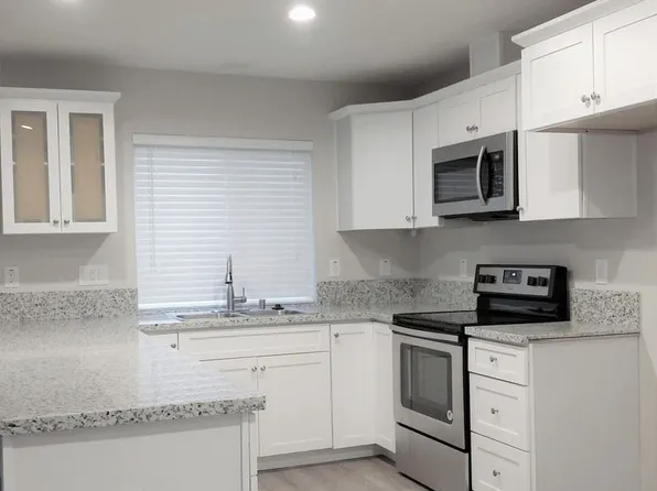 7673 Windbridge Dr, Sacramento, CA 95831