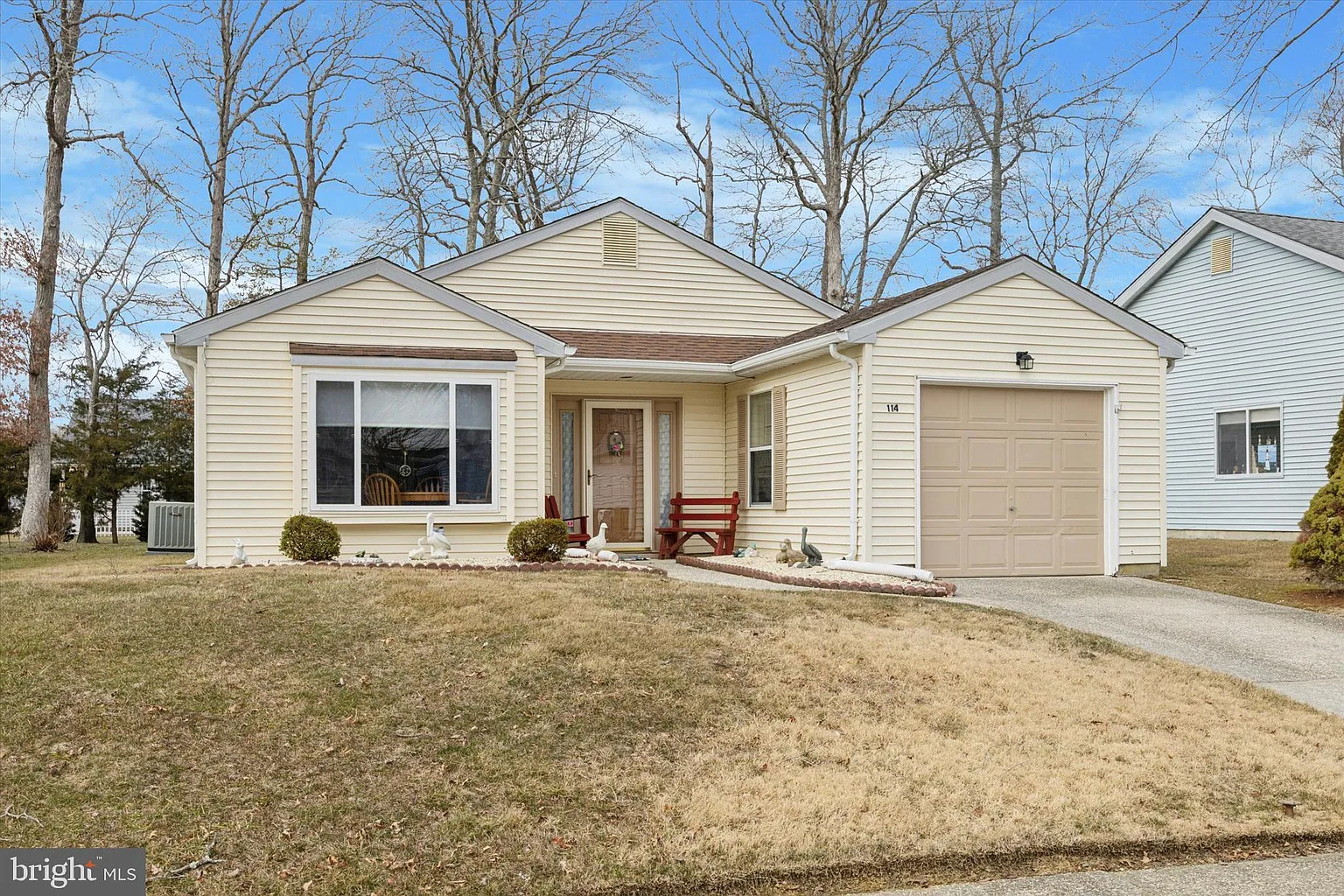 114 Lantern Pl photo 1